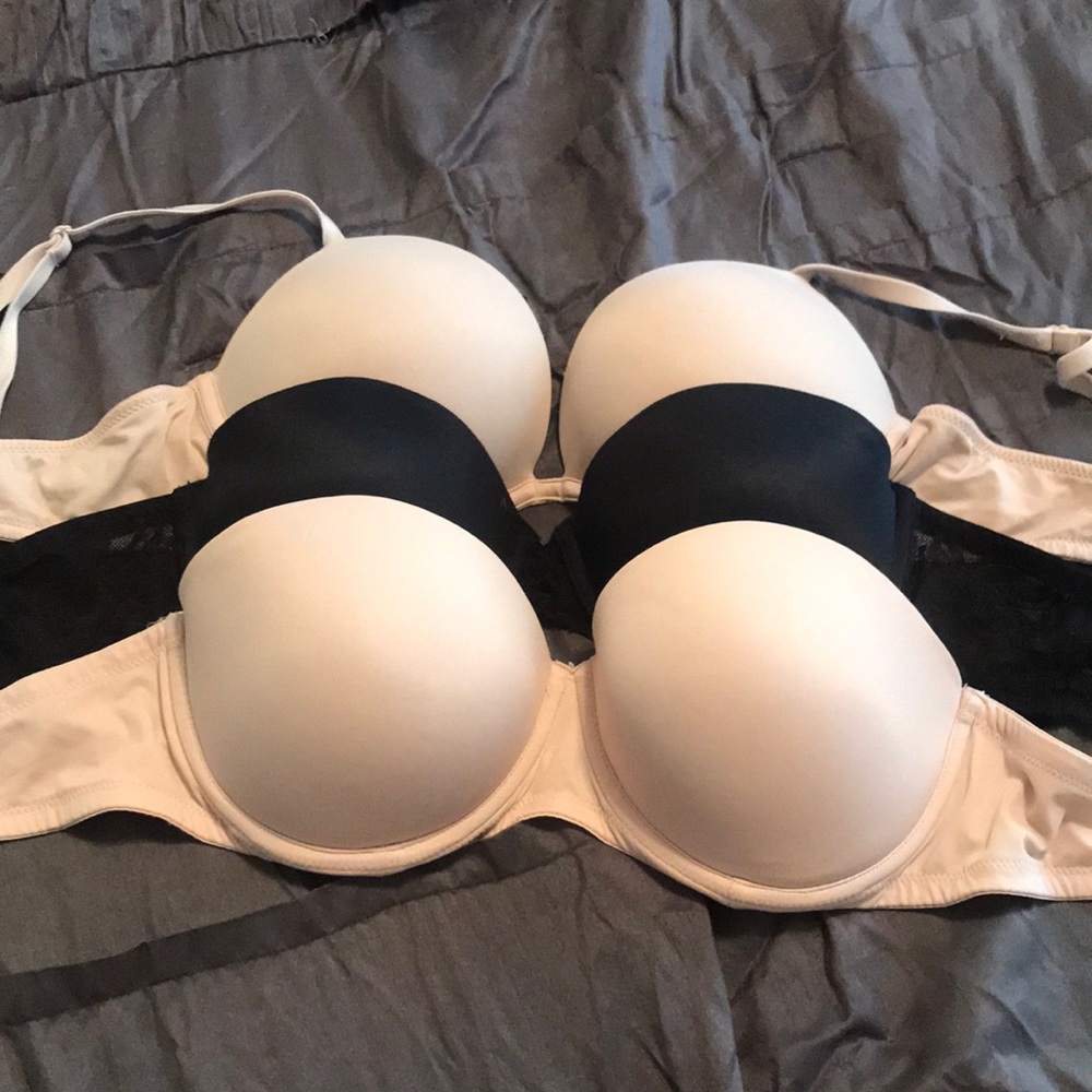 Lot of 3 PINK Victoria’s Secret bras 36B LIKE NEW